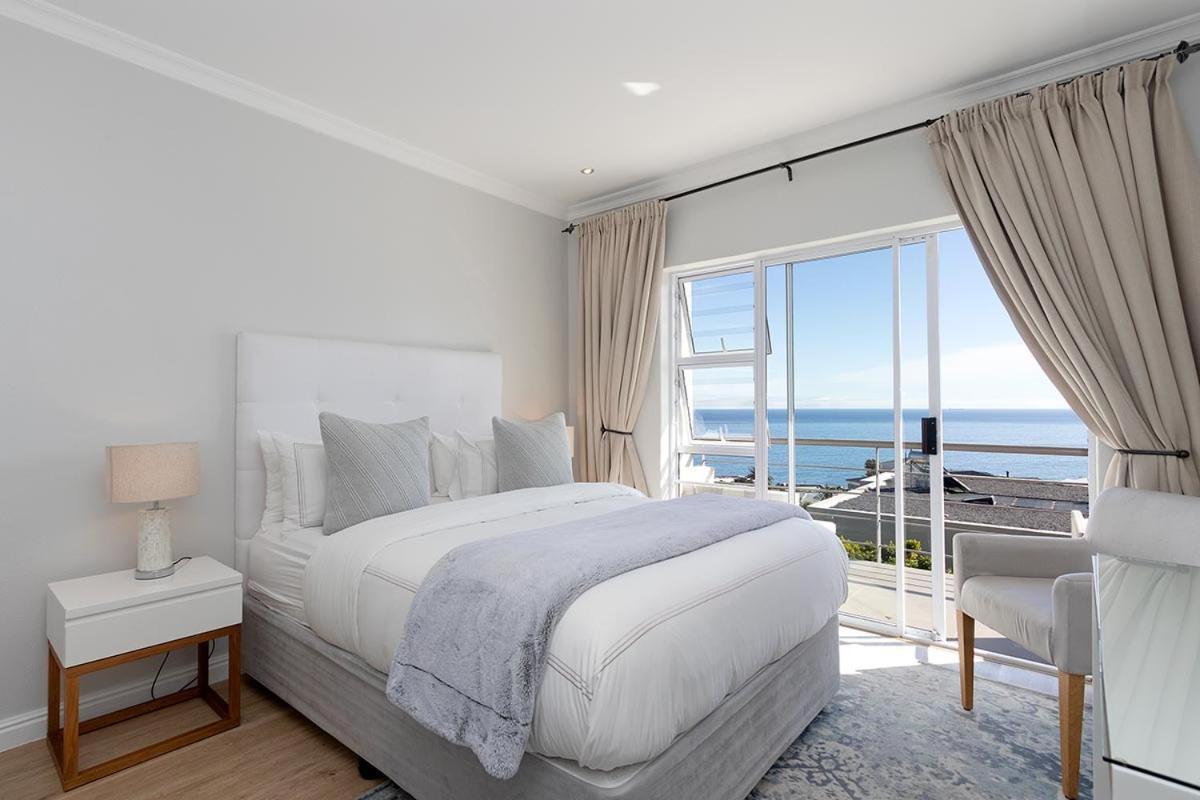 Stunning Sea View Apartment - Camps Bay Kapsztad Zewnętrze zdjęcie