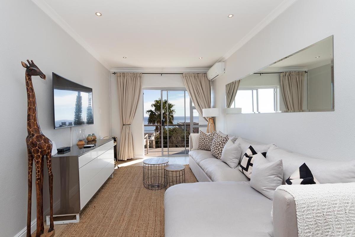 Stunning Sea View Apartment - Camps Bay Kapsztad Zewnętrze zdjęcie