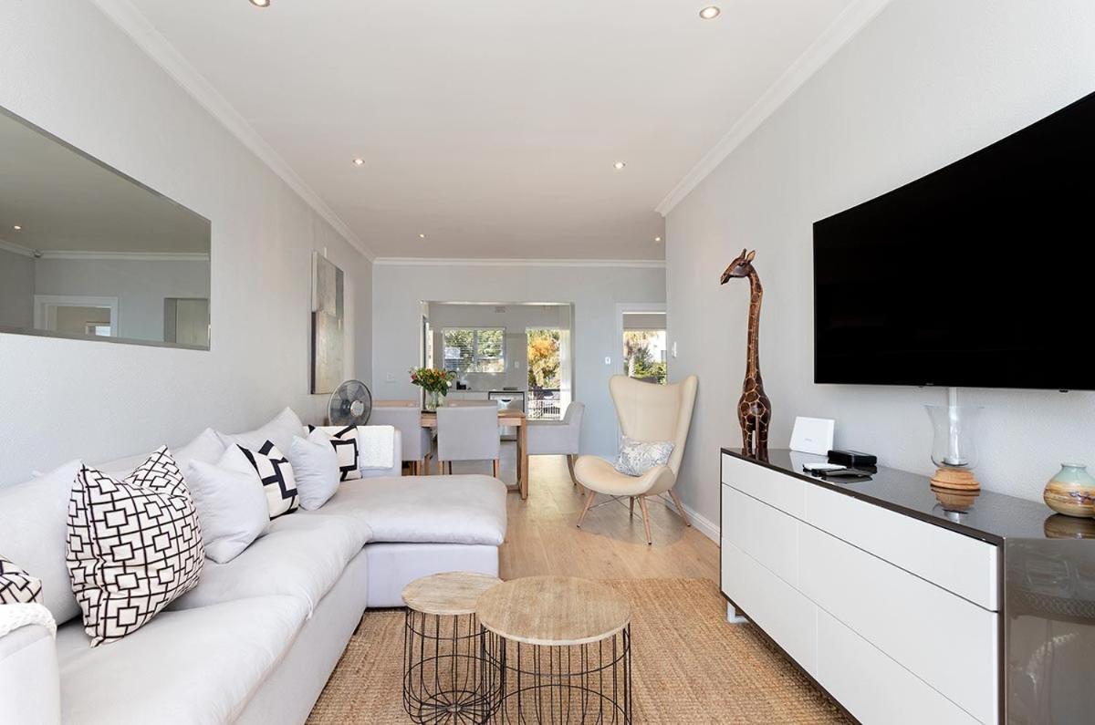 Stunning Sea View Apartment - Camps Bay Kapsztad Zewnętrze zdjęcie