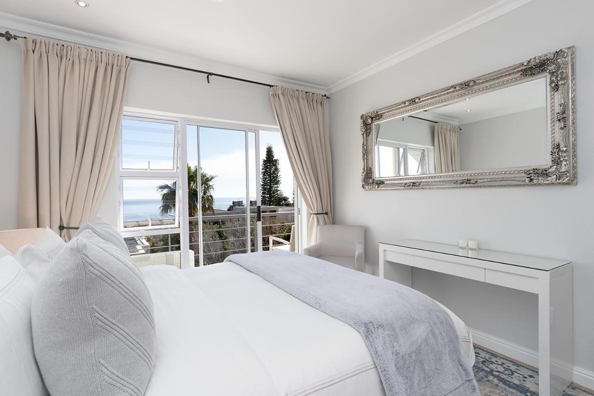 Stunning Sea View Apartment - Camps Bay Kapsztad Zewnętrze zdjęcie